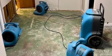 How to compare drying equipment rentals in Markham